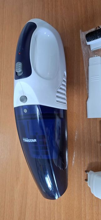 Mini Aspirador TRISTAR KR-2176 com acessórios