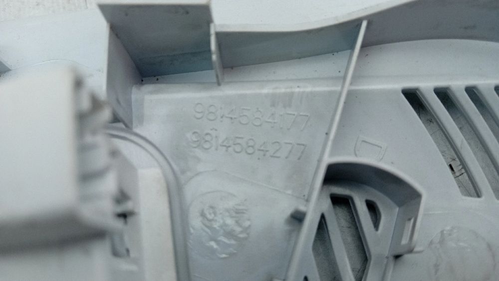 Plafonier frente PEUGEOT 3008 II (M_)