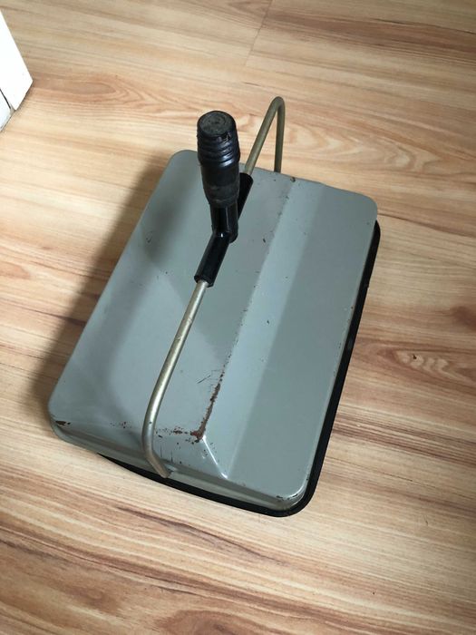 Manualny odkurzacz Kaśka vintage