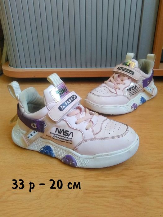 Мокасіни, кеди, кросівки на дівчинку 33, 34 розмір