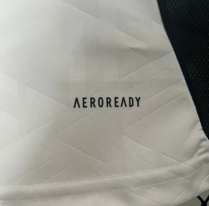 Camisola principal Alemanha 2024