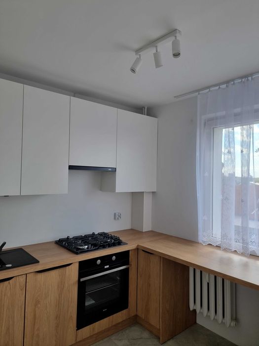 2-pokojowe mieszkanie po remoncie, balkon, winda, miejsce postojowe, 5min do PKP