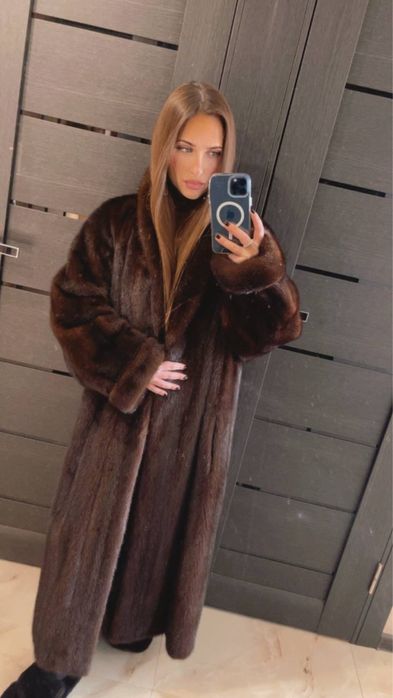 Норкова шуба . Натуральна шуба