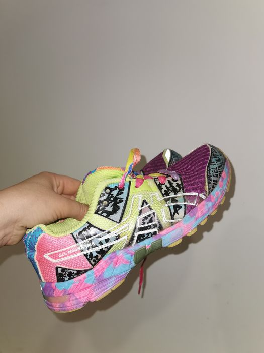 Sapatilhas asics t 306N