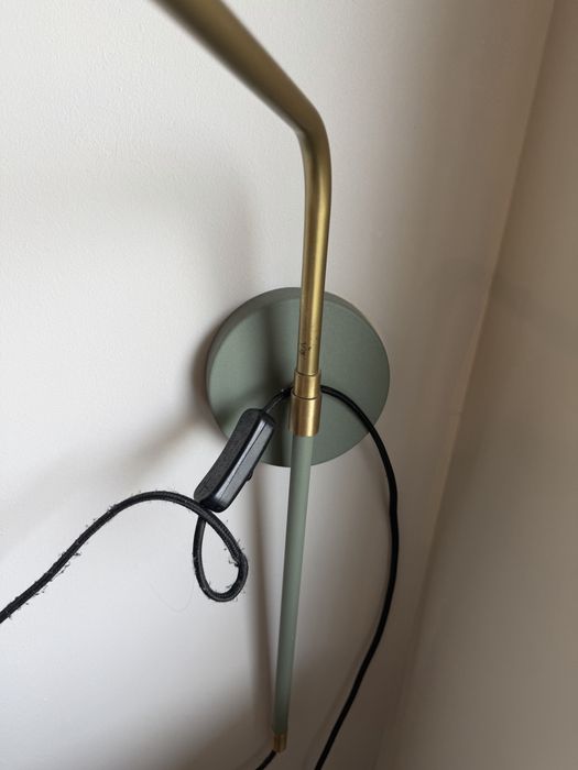 Lampa ścienna piękna lampka szałwia