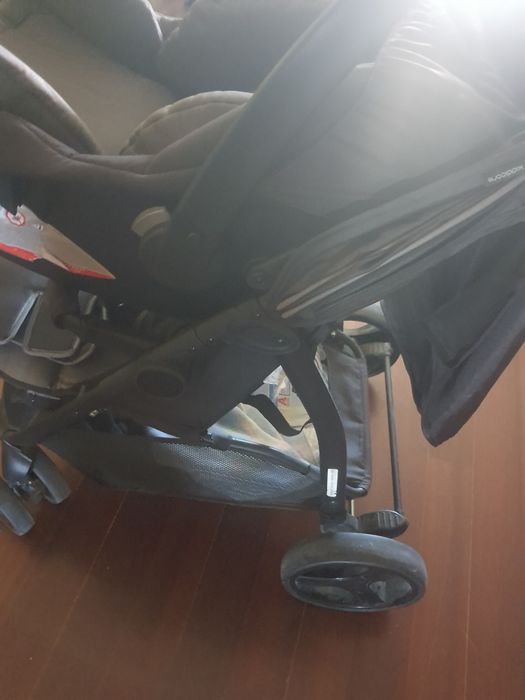 Carrinho cadeira ovo duo auto de bebé