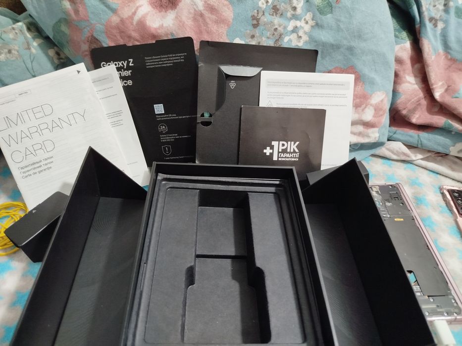 Samsung z fold 2 12/256