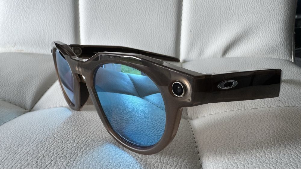 Sprzedam nowe oryginalne okulary Oakley Meta OW8002