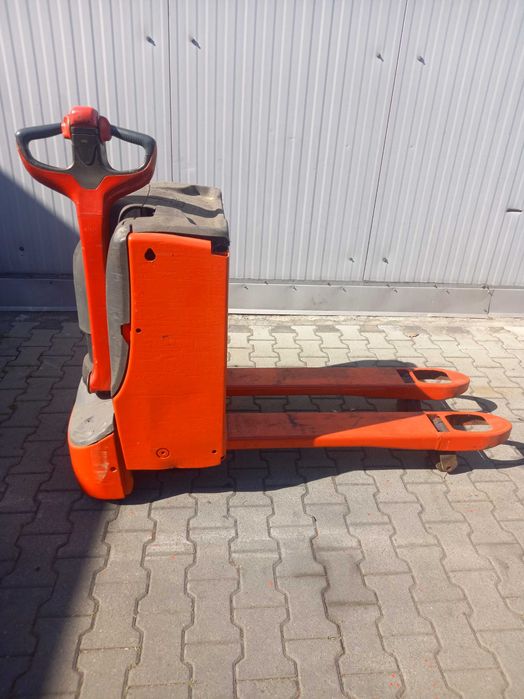 Wózek paletowy elektryczny linde T16