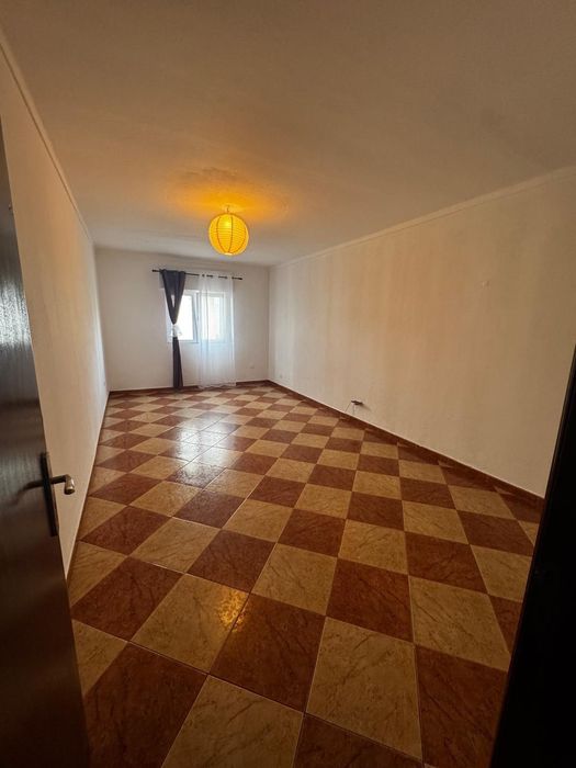 Vendo apartamento T4