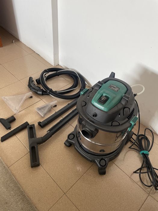 ASPIRADOR Completo Profissional 20L / 1400W