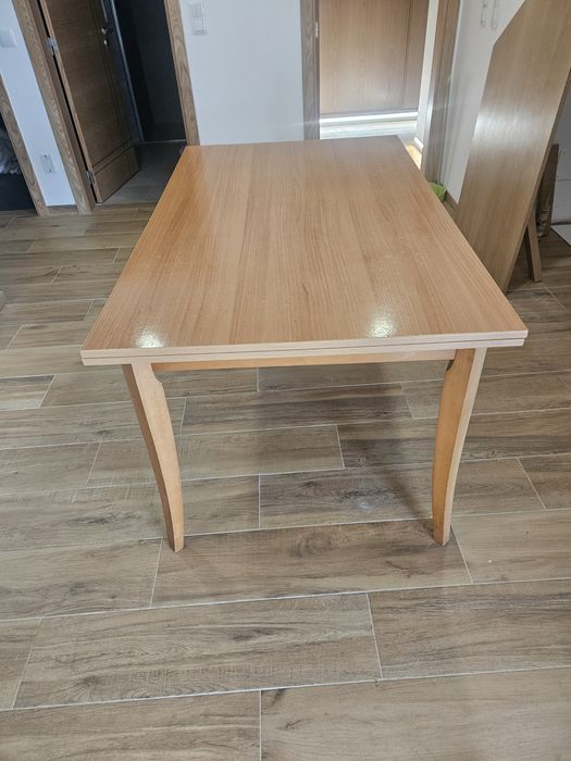 Mesa de cozinha +4 cadeiras  cor carvalho