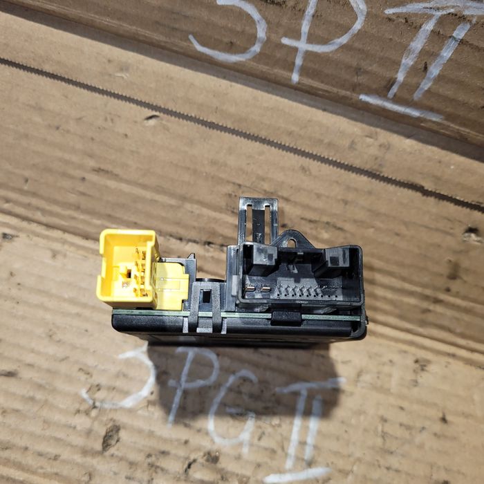 Moduł pod kierownicę seat Leon II vw audi skoda 2006r