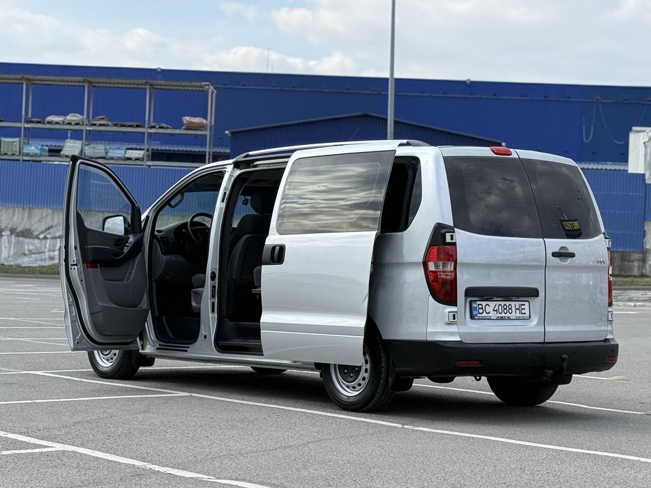 Бус Hyundai H-1 (2009) Пасажир 9 місць, торг, обмін, лізинг, кредит