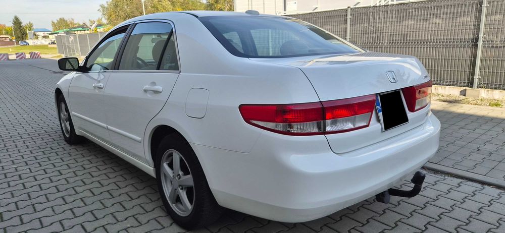 Honda Accord 2.4 benzyna USA 2004 Rok - zadbana