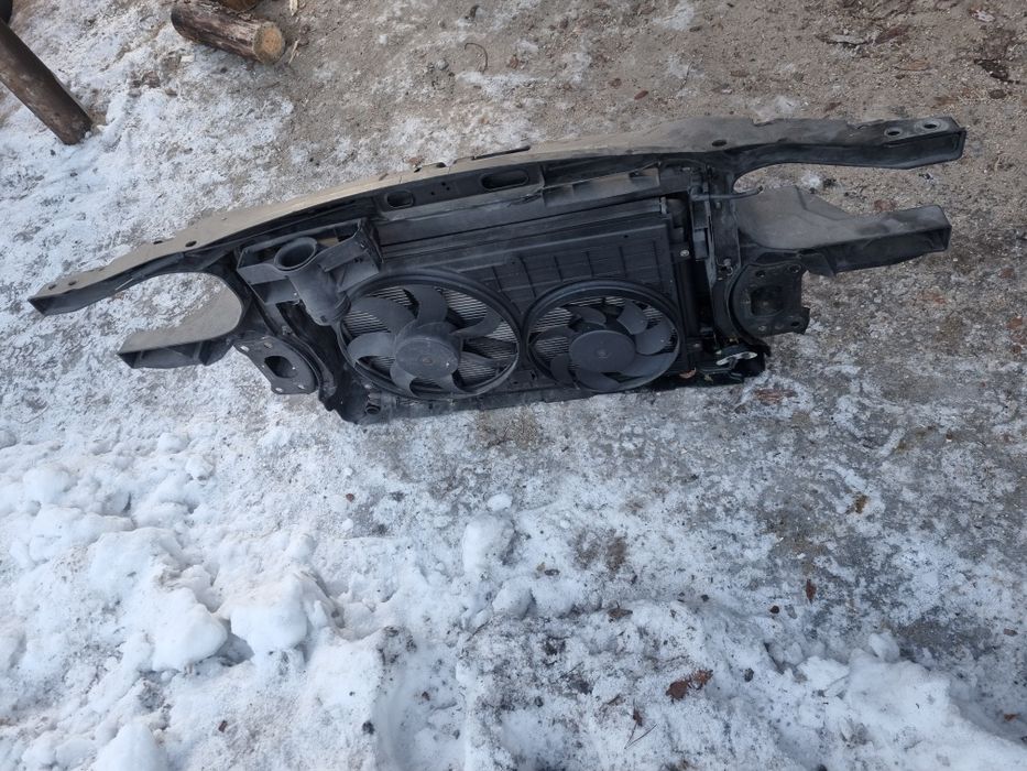 Телевізор, передня установочна панель passat b6 Touran бензин дизель