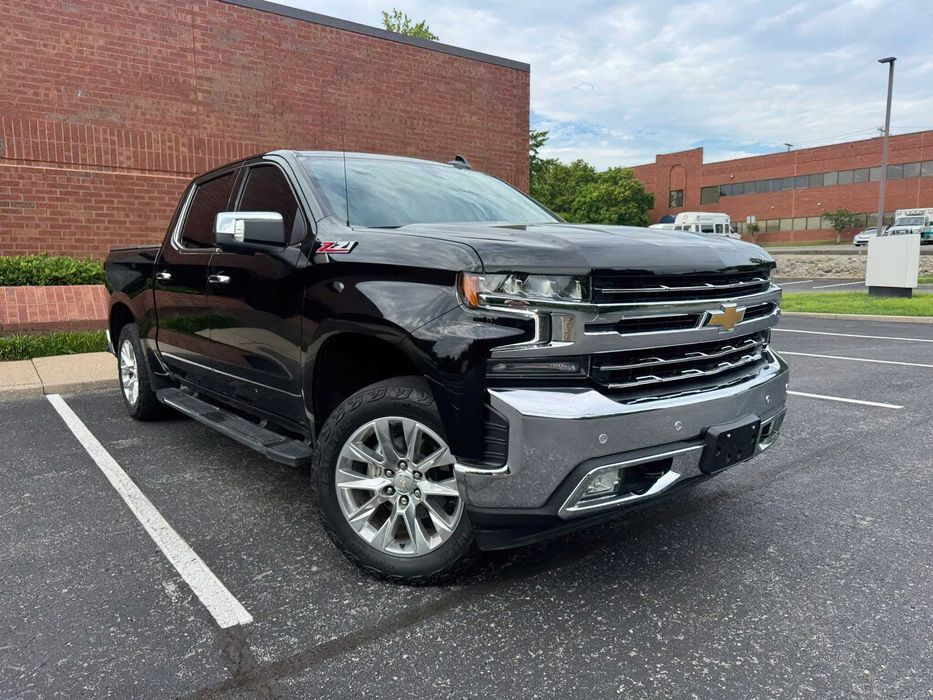 Chevrolet Silverado 1500 LTZ Crew Cab      2021