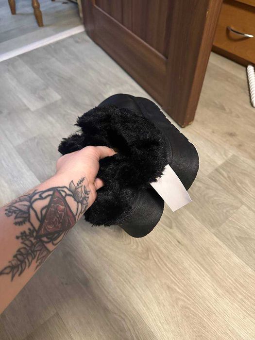 Уггі жіночі нові