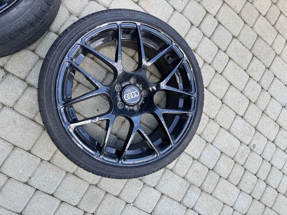 Sprzedam felgi z oponami do audi s3