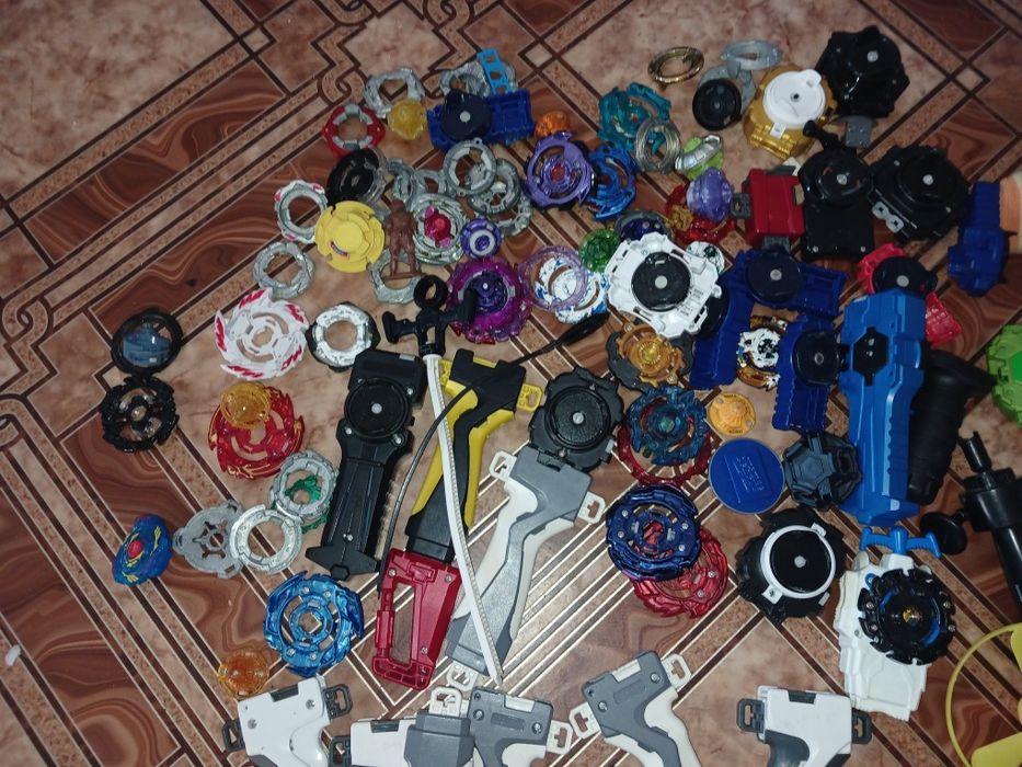 Бейблейд, запчастини