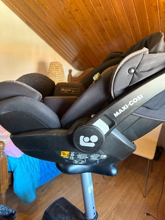 Urgente.  Carro, Ovo e isofix Marca Maxicosi varia coisas bebe e crianca