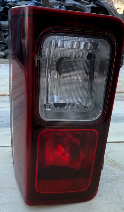 Стоп в бампер Renault Trafic 3 (англ)