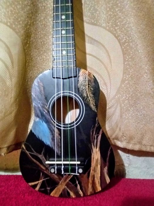 Гавайська гітара укулєлє з авторським розписом