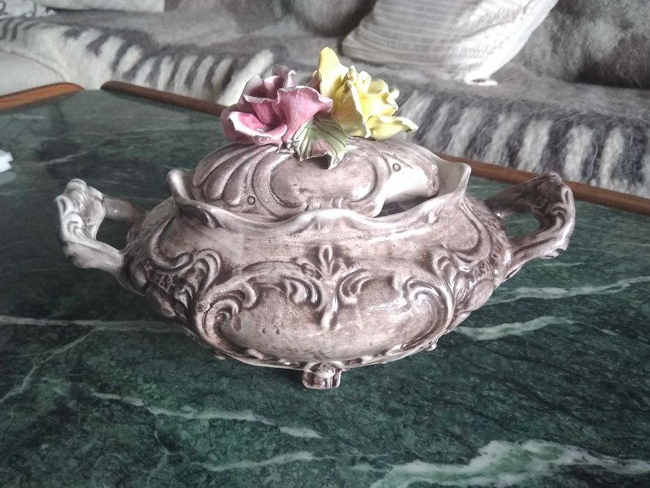 Супниця Bassano (Італія)