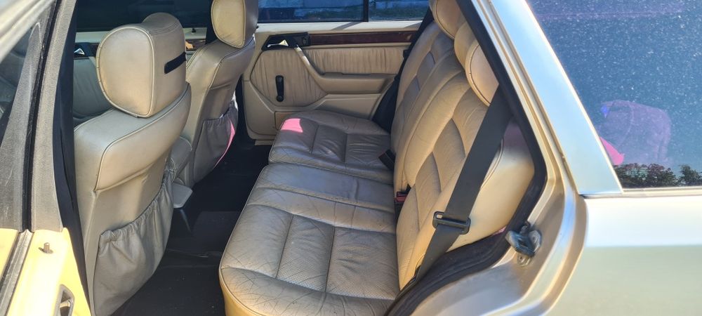 Mercedes benz 1993рік 3.0д ом606