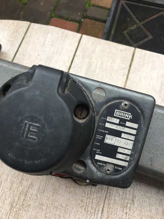 Фаркоп Thule/Brink. силовий, оригінал. Для джипа чи буса.