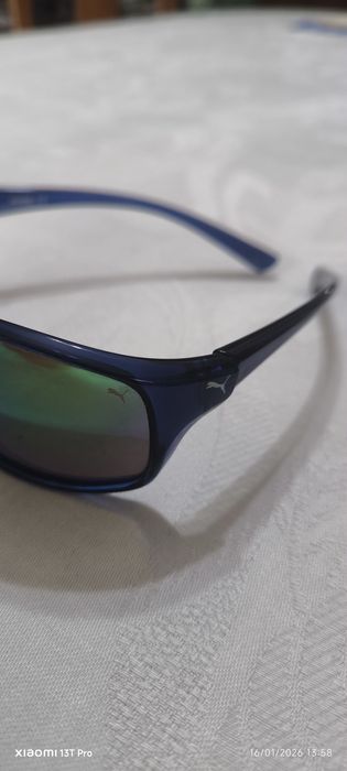 Óculos de sol da Puma