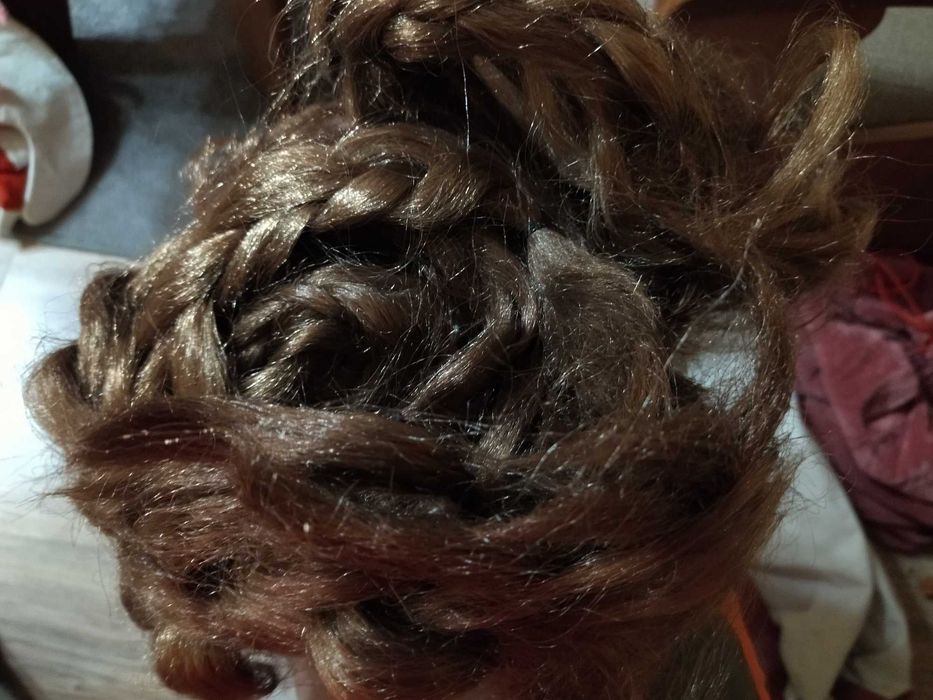 Peruka - brązowe warkocze! Piękna i jedyna. Na imprezę przebierańców!