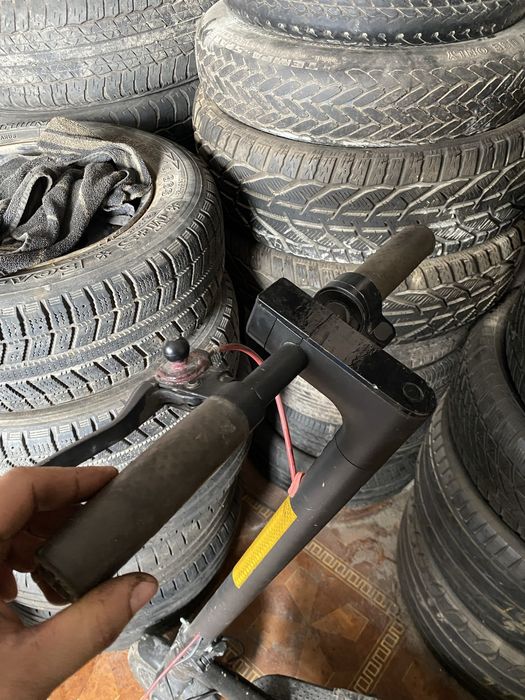 Продам самокат ксиоми