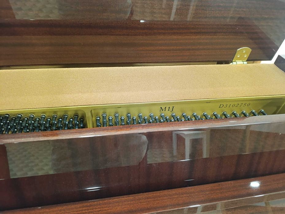 Piano Vertical Yamaha MJ1 - Usado