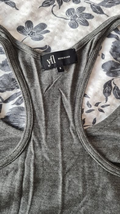 Sukienka maxi z wiskozy Reserved