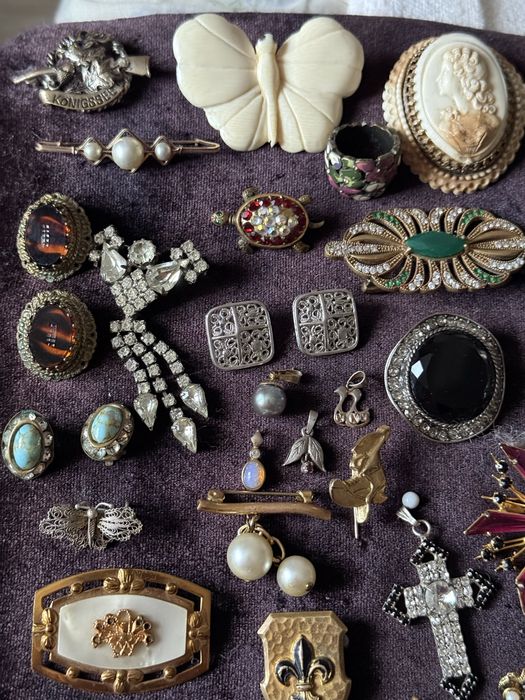 Винтажные брошки. Бижутерия . Брошки.