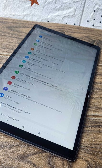 Планшет Lenovo Tab HD 32 ГБ (Читайте опис!)