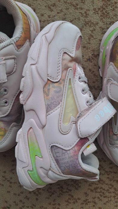 Buty sportowe dla dziewczynki / bliźniaczek