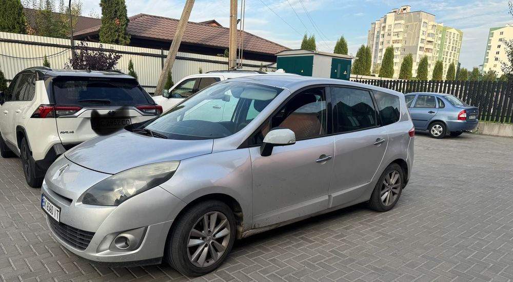 Продам автомобіль