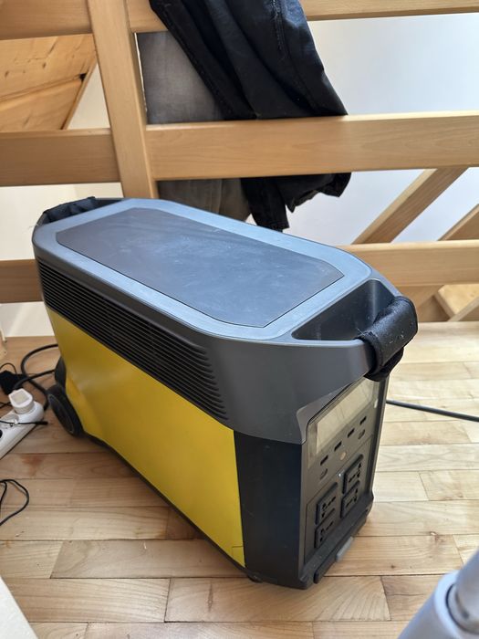 EcoFlow DELTA Pro 3600 + panel 100W gratis