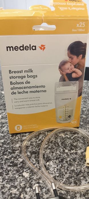Máquina de tirar leite Medela a