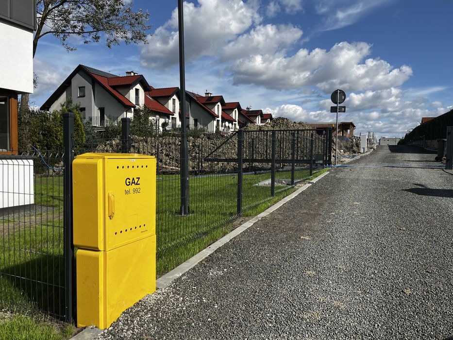 Kompletne ogrodzenie panelowe 1,23 FI4 + słup + obejmy