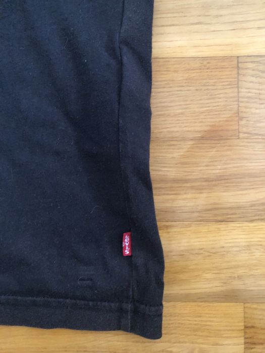 футболка Levis,чорна