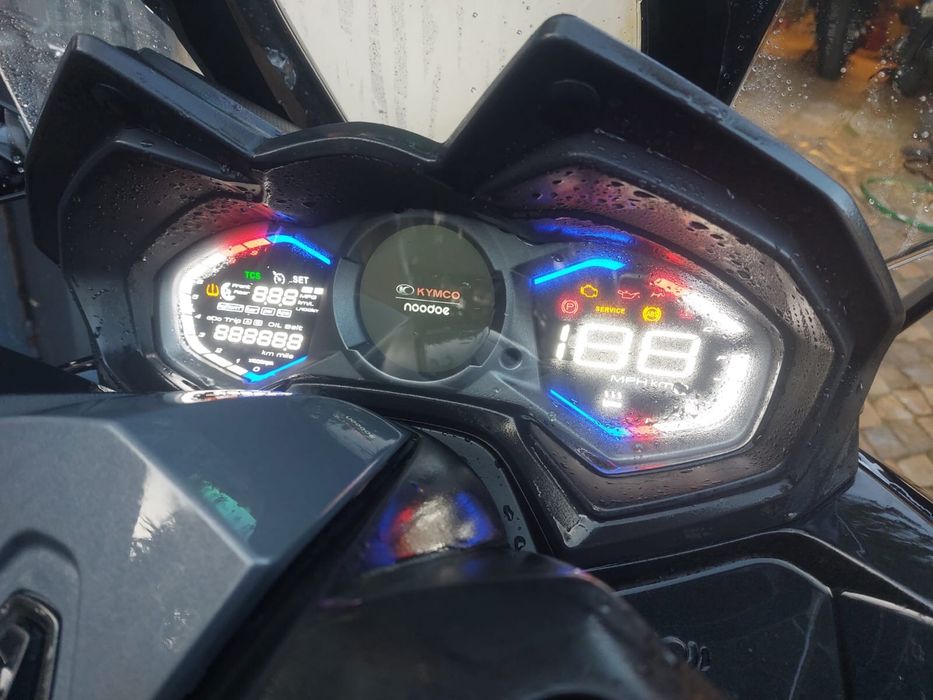 Kymco AK 550 – 2023 – 14.552 km