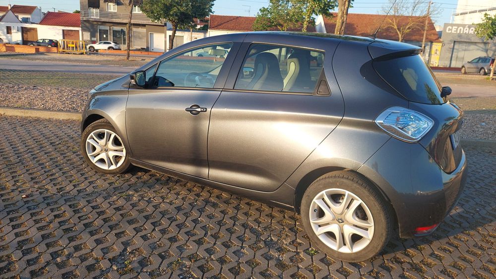 Renault ZOE ZEN R90 - IVA DEDUTIVEL - C/bateria própria