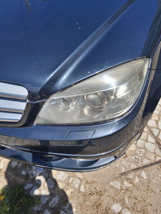 Mercedes-Benz 320 — fotografia 6