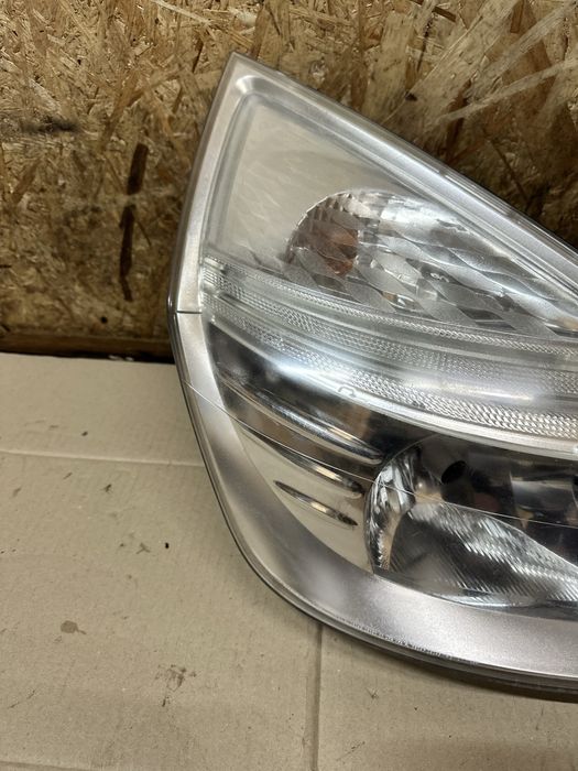 Передня права фара Renault Espace IV Рено Еспейс 4 2002-2015