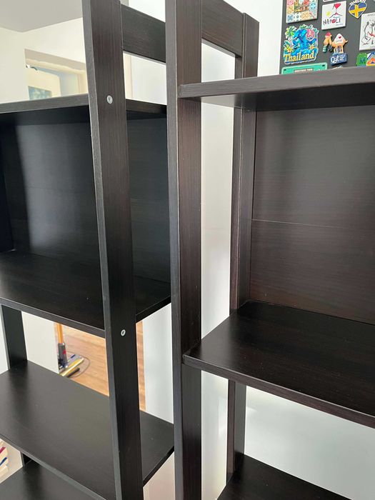 Regal Ikea na ksiazki, bibeloty