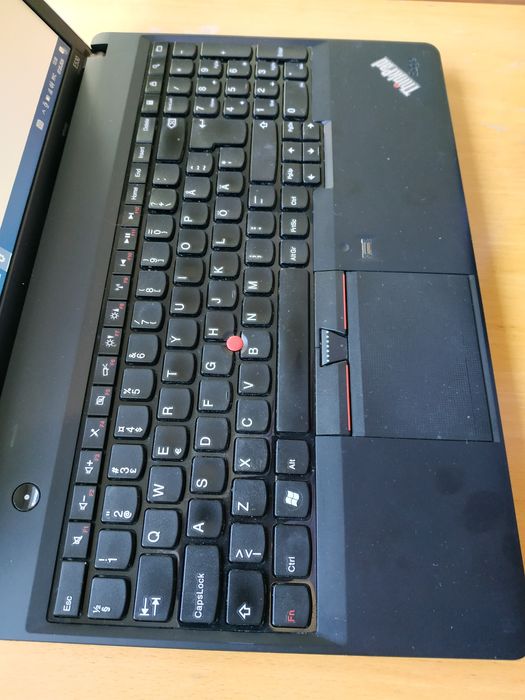 Lenovo ThinkPad Edge, модель E530
