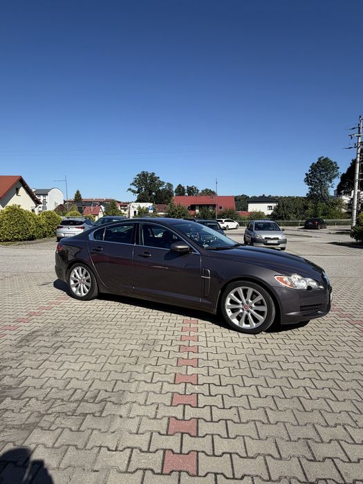Jaguar XF 3.0d 275 koni